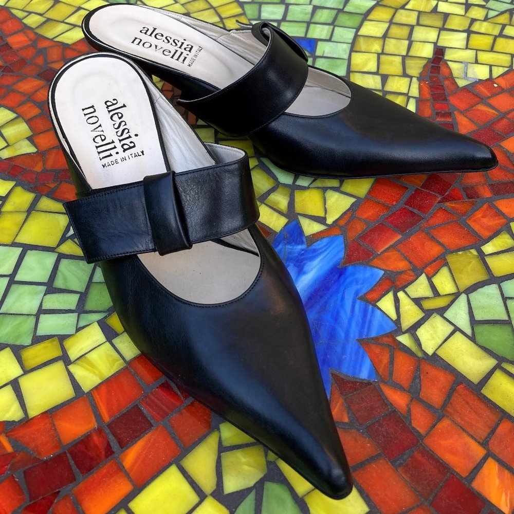 Alessia Novelli Pointy Kitten Heel Shoe 6.5 VTG